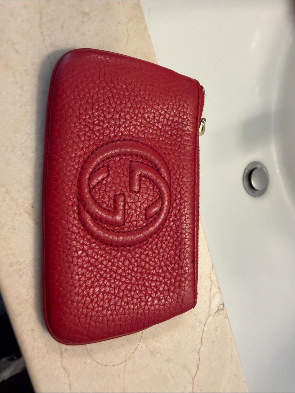 Gucci Red Pebbled Leather Logo Zip Pouch with Gold-Tone Accent